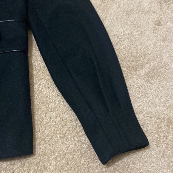 Short wool jacket - Picture 3 of 6